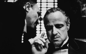 Marlo Brando il più celebre boss mafioso del cinema ne "Il Padrino parte Iª"